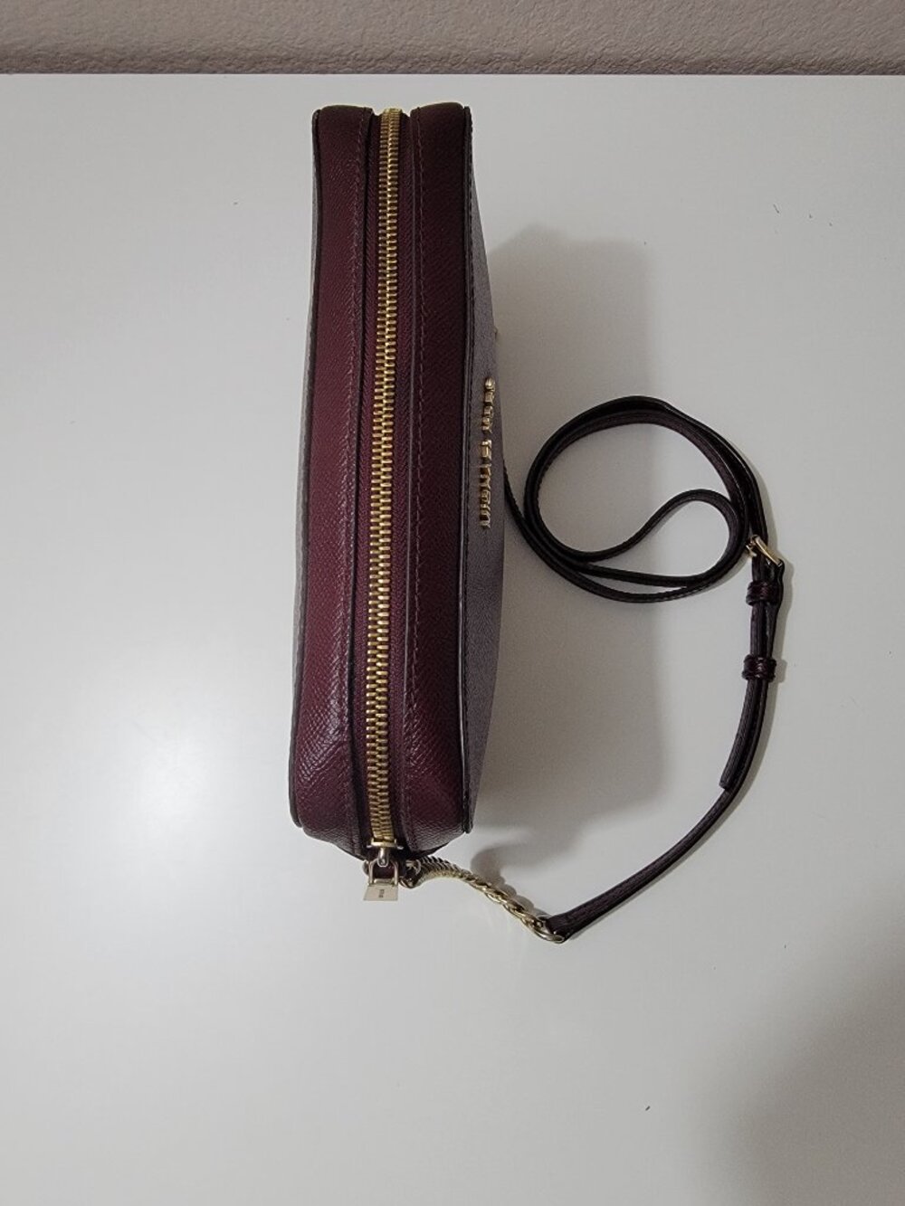 Michael Kors Jet Set East West Crossbody Bag Merlot Burgundy Saffiano Leather - Picture 6 of 10